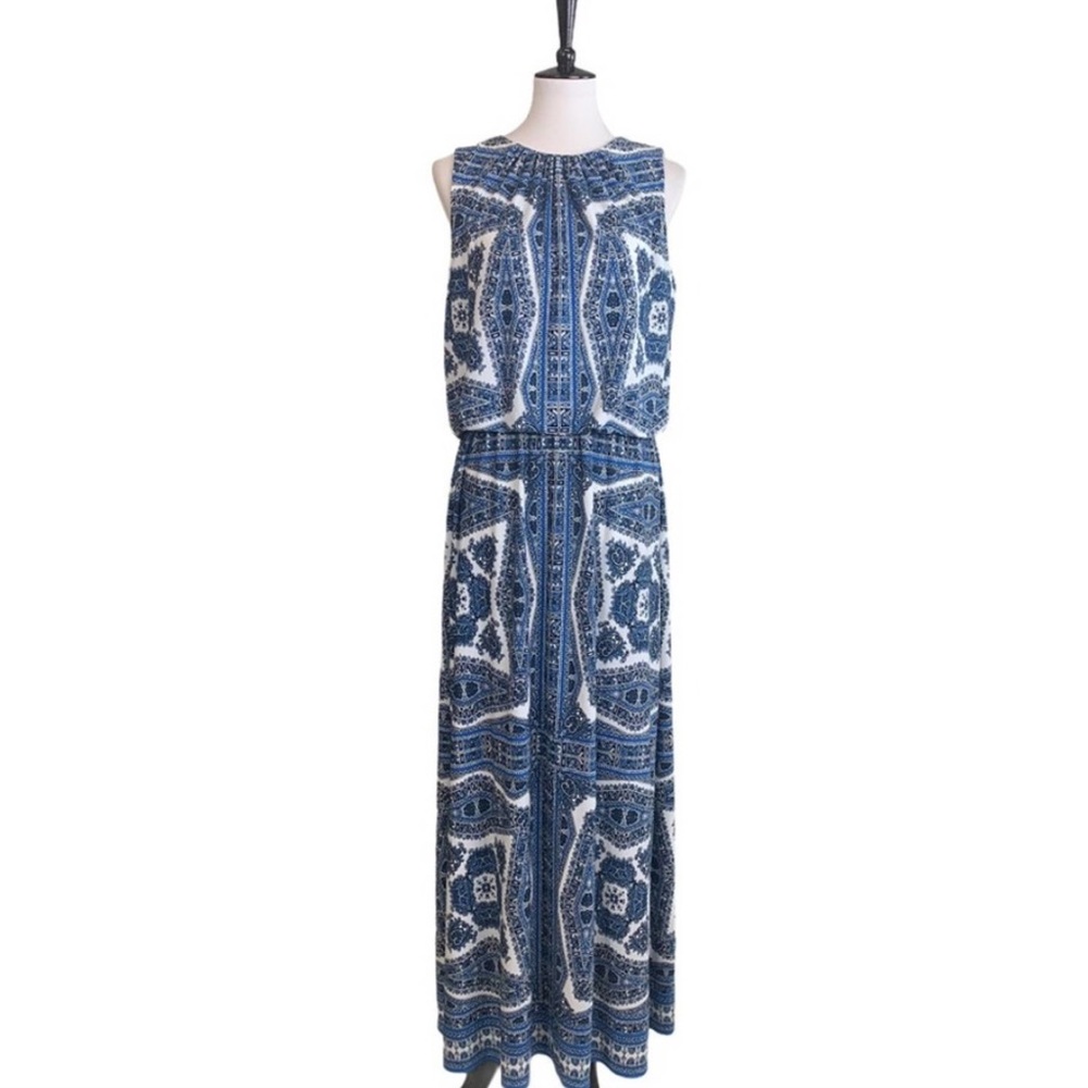 DRESS BARN Blue and White Paisley Maxi Dress Size: 12